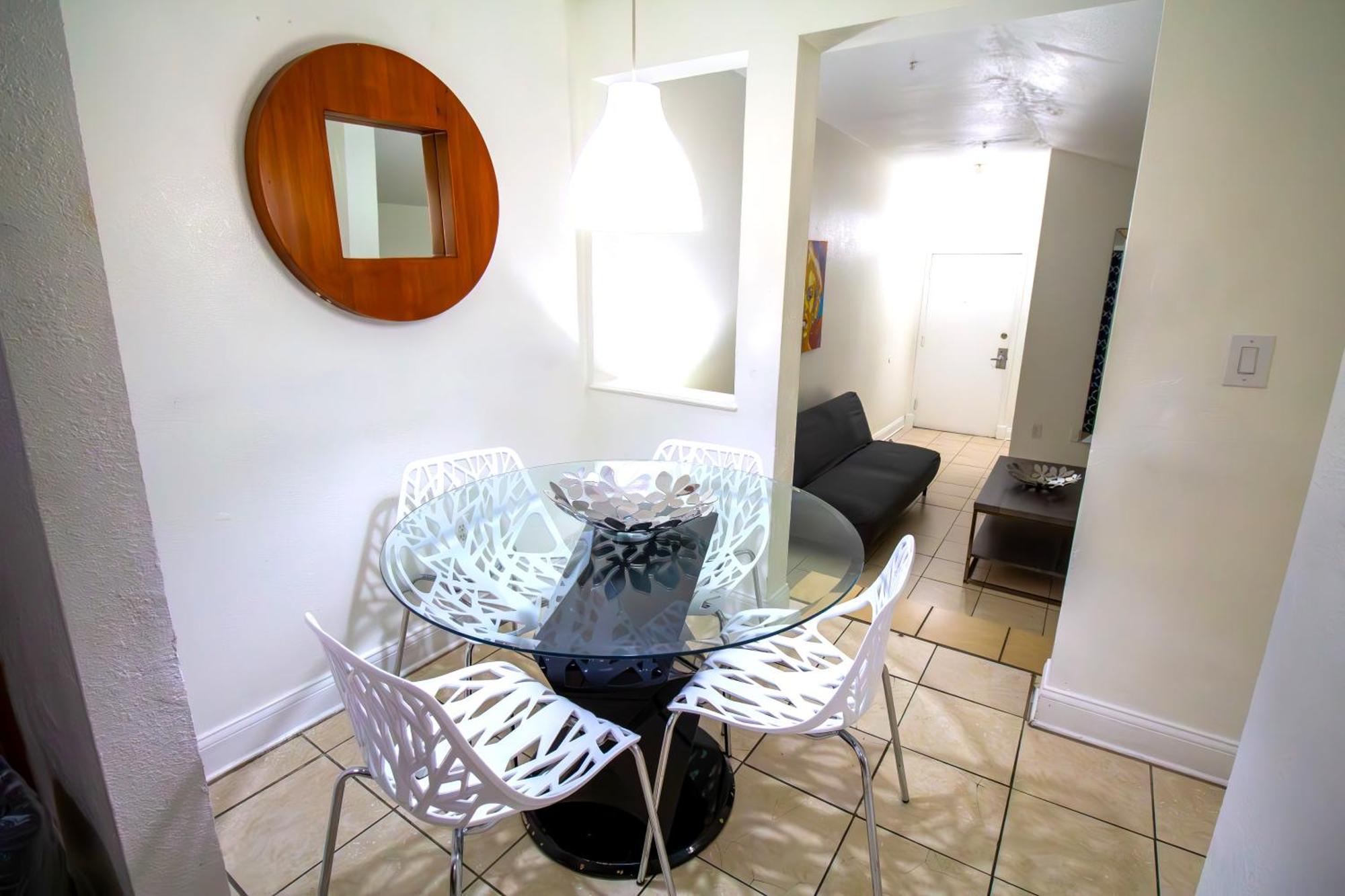 Hispaniola Apartments Part Of The Oasis Casita Collection Miami Beach Extérieur photo